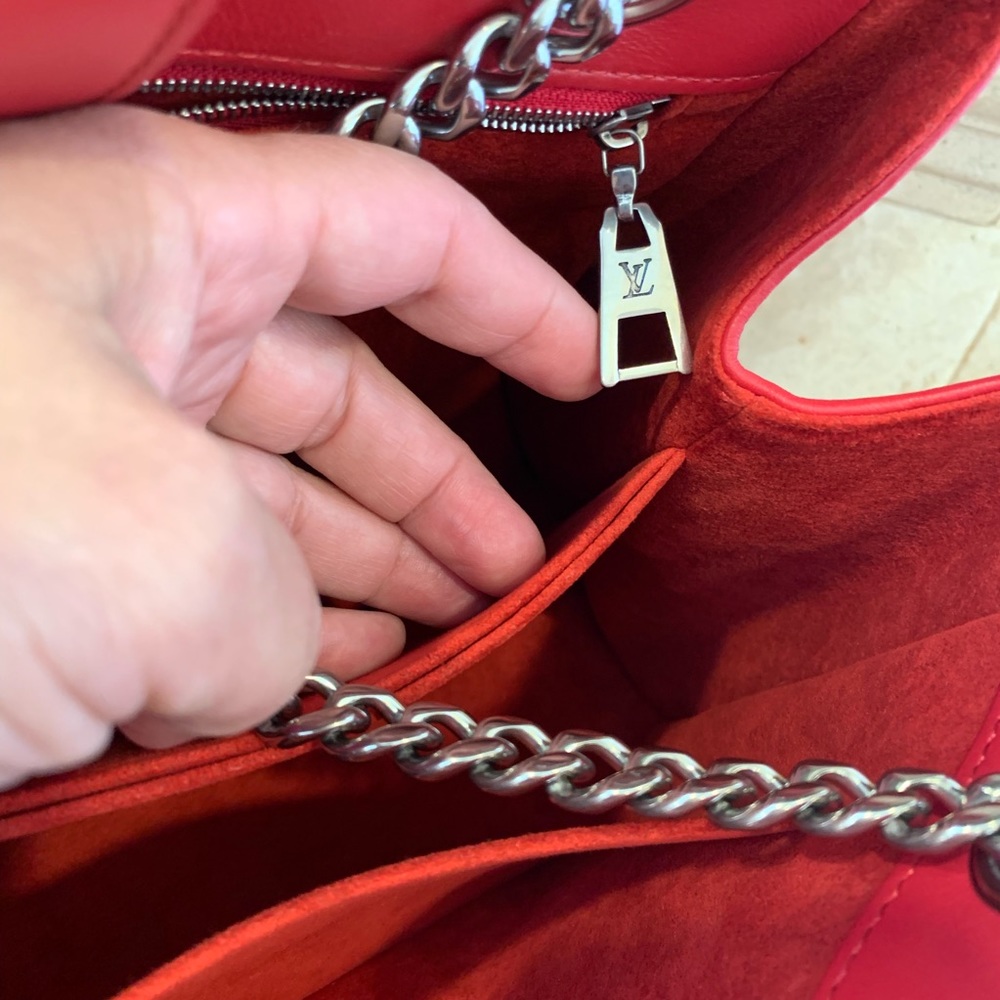 Authentic Louis Vuitton New Wave Scarlet Red Tote NEW CONDITION! - Picture 7 of 8